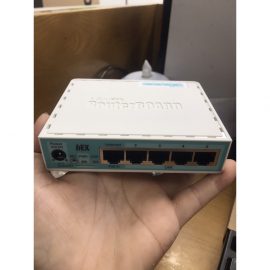 [Mã ELCLXU8 hoàn 8% xu đơn 500K] [Giao hàng 1h – Hà Nội ]Thiết bị Router Mikrotik RB750Gr3 – Hàng chính hãng